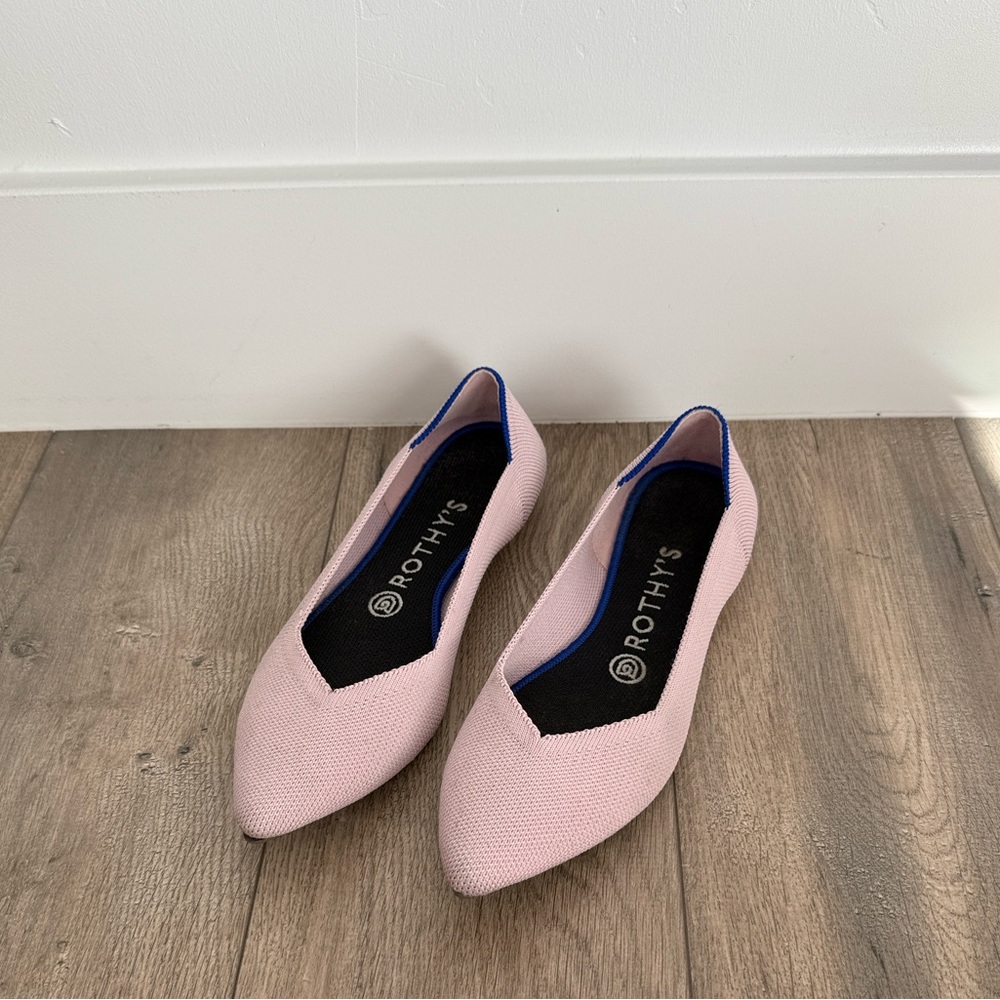 Rothy's The Point Flat Retired Petal Pink size 8
